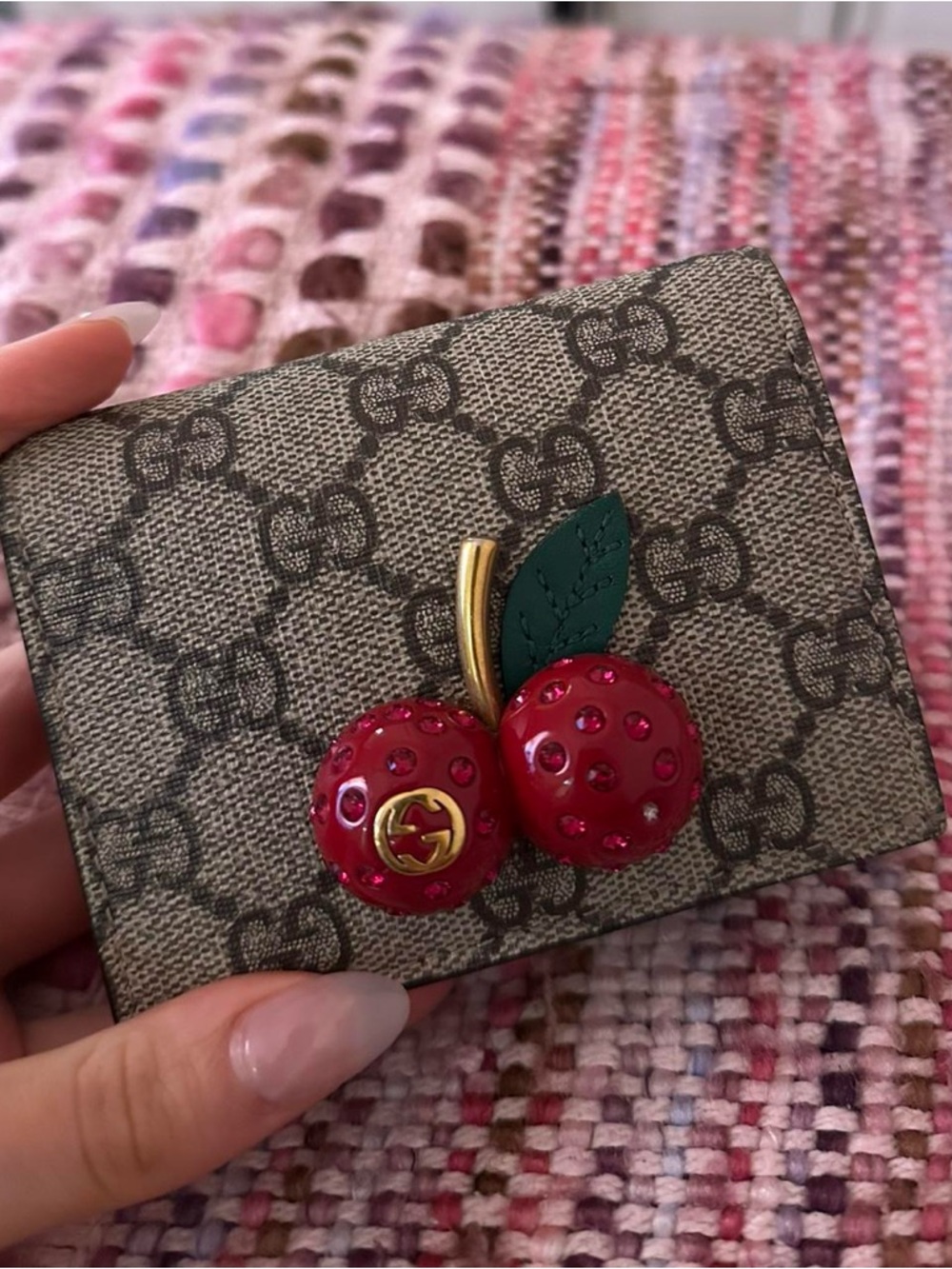 Gucci Cherry GG Supreme Small Wallet - Beige/Red